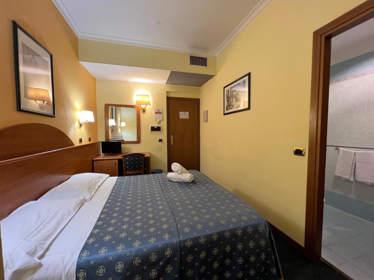Baltik Guesthouse Roma Exterior foto