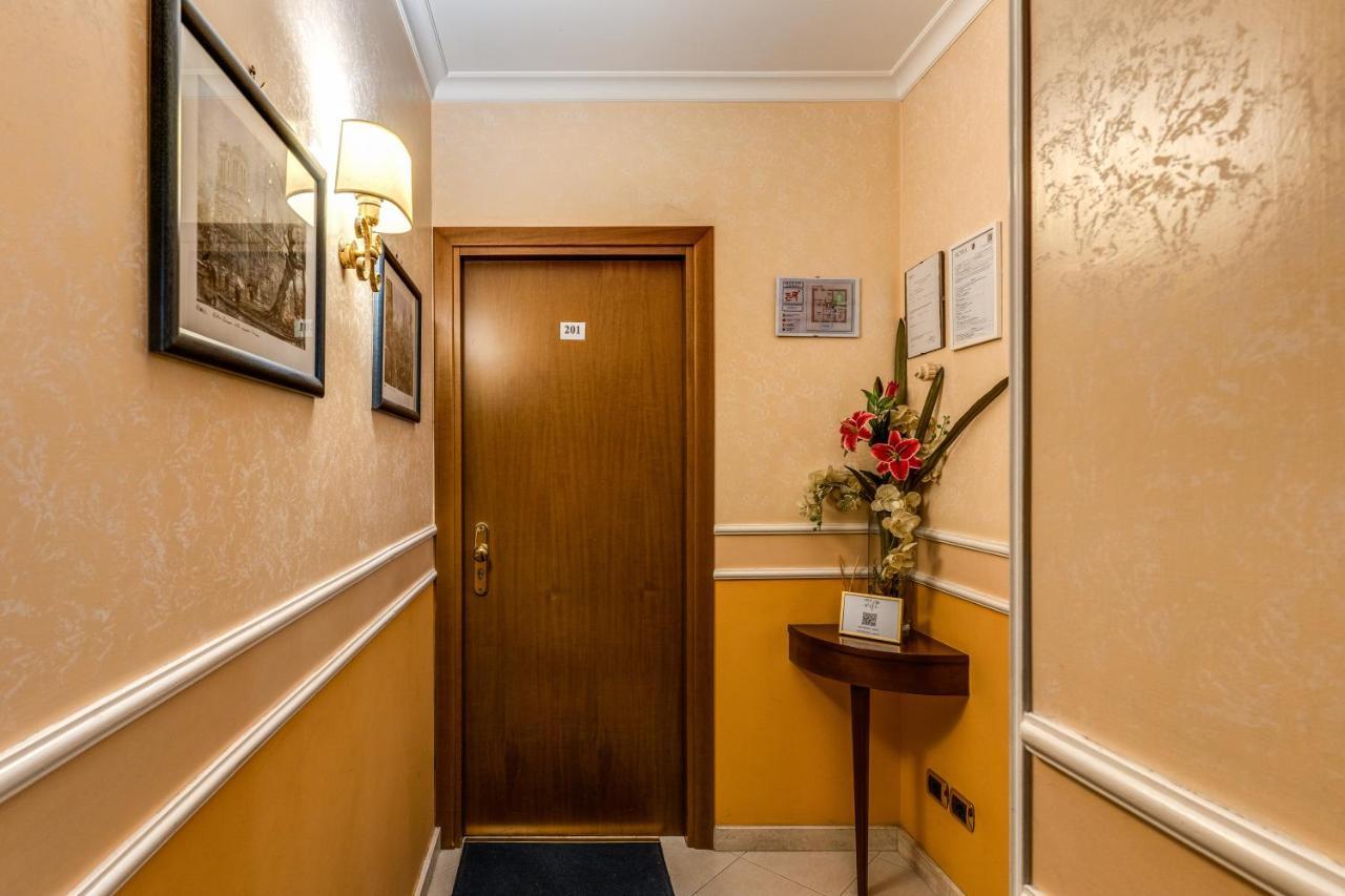 Baltik Guesthouse Roma Exterior foto